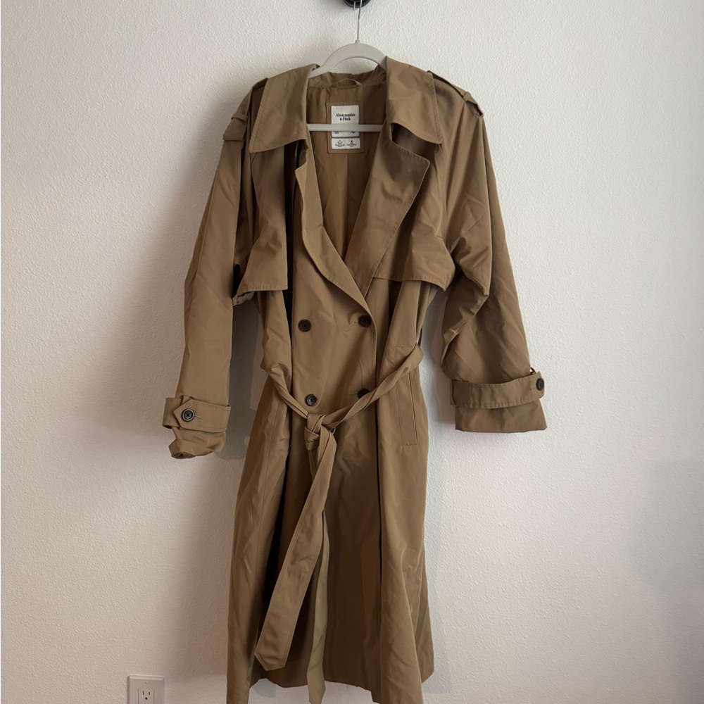 Abercrombie Classic Tan Trench Coat with Belted Waist